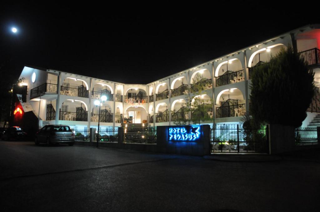 Pegasus Hotel 卡尼奥提 客房 照片